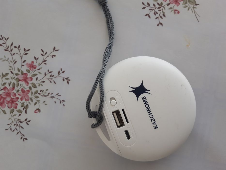 Продам колонку  без проводные новые