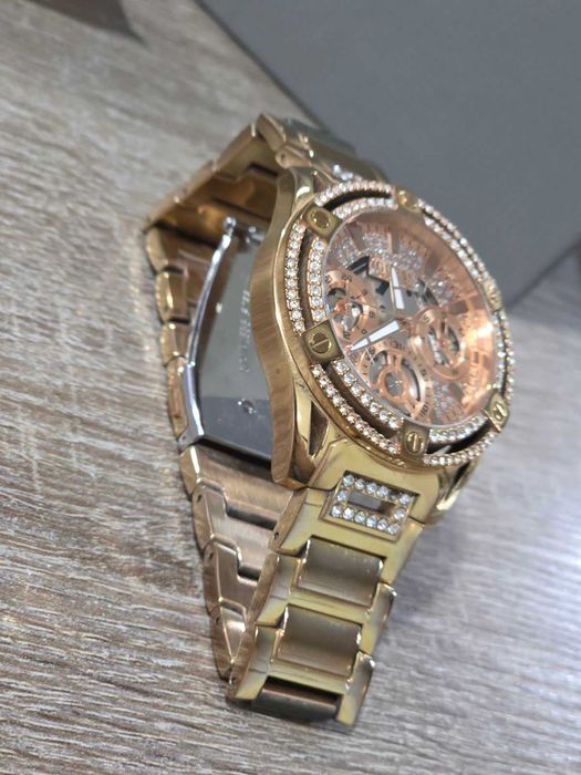 Дамски часовник Guess