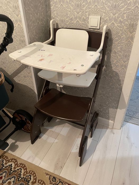 Продам детские столик