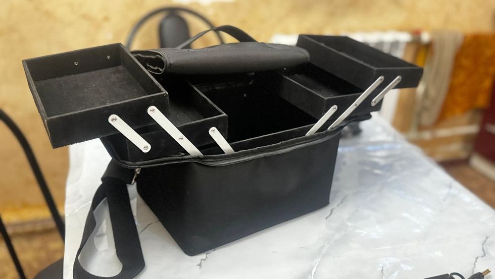 Набор (кейс сумка) для мастера перманентного макияжа