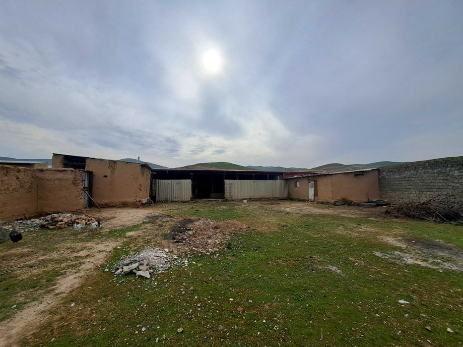 Turar joy va ishlab chiqarish uchun yer maydoni