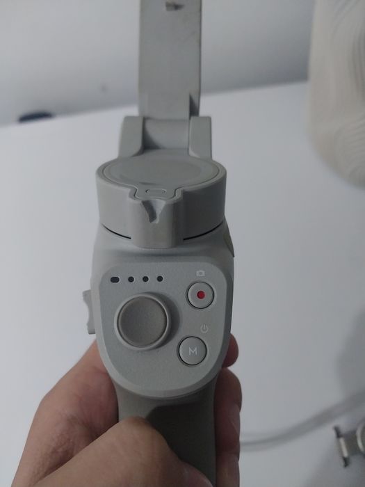 DJI OM 4 ᅠ ᅠᅠ ᅠ ᅠᅠ