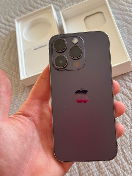 Продам Айфон 14 про