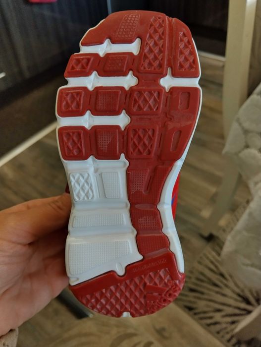 Маратонки Адидас