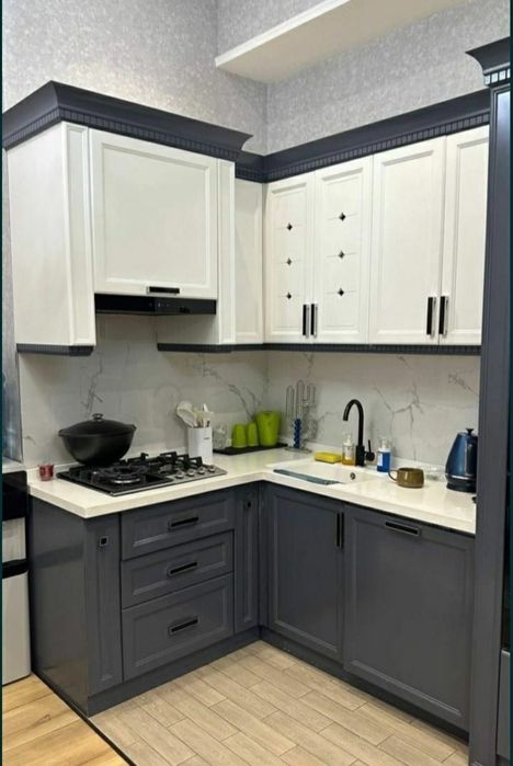 Ишлап чикарувчи томондимн ошхона учун мебелар