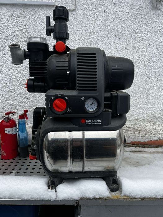 Продавам хидрофорна помпа  Gardena 5000/5 eco inbox.