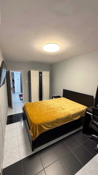 Дава се под наем Многостаен апартамент в Пловдив, Тракия - 155 кв.м за 990 € - Снимка #14