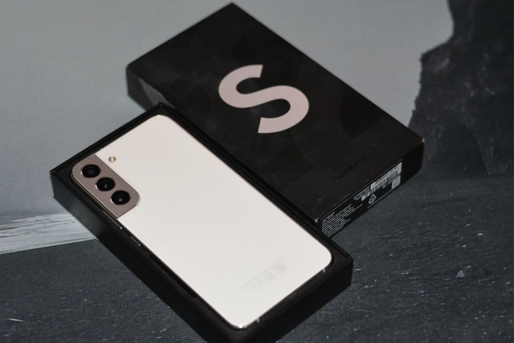 Samsung s22 plus в идеальном состоянии