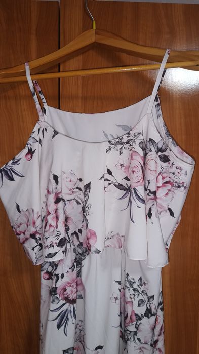 Rochii de ocazie pentru fetițe de 13-14 ani