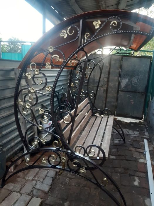 Качели и скамейки