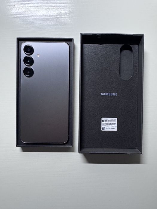 Galaxy s25+ 12/256
