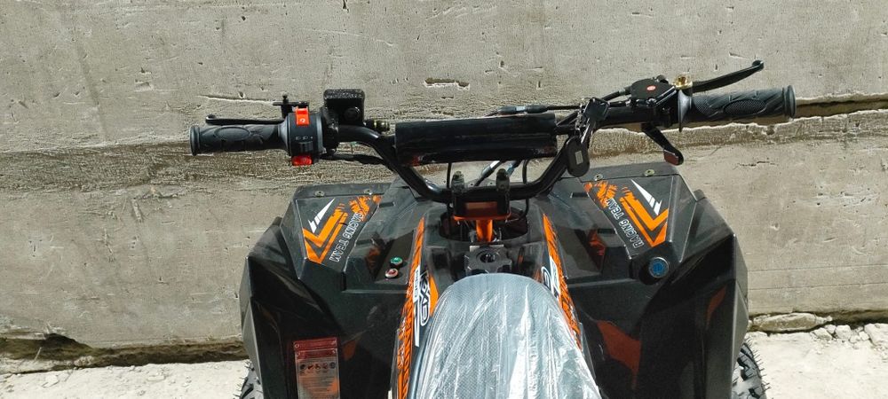 Atv Quad cu motor pe benzina in 4 timpi de 125cc cu 3+1 viteze NOU KXD