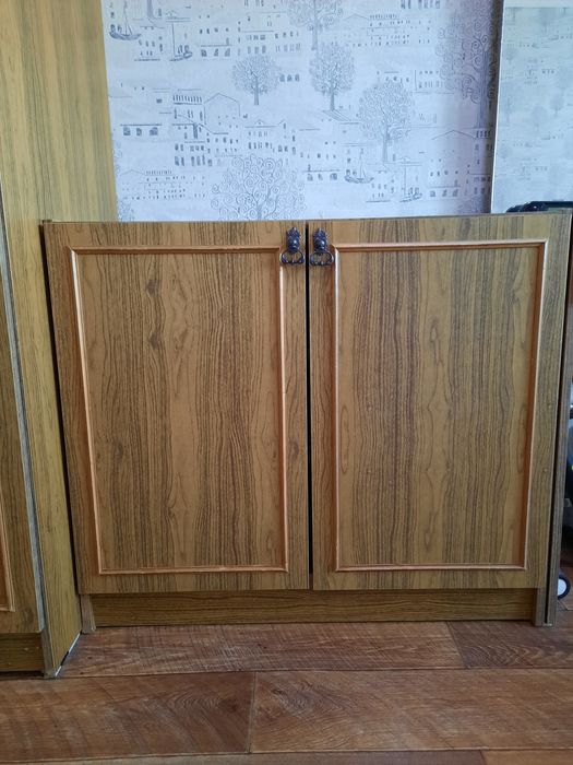 Продам спальный гарнитур. Торг