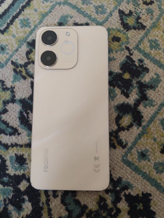 1-Realmi note 70. 2-Самсунг А03 core.