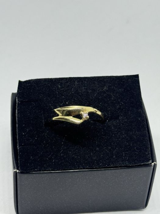 златен дамски пръстен 2.03гр 14к 585