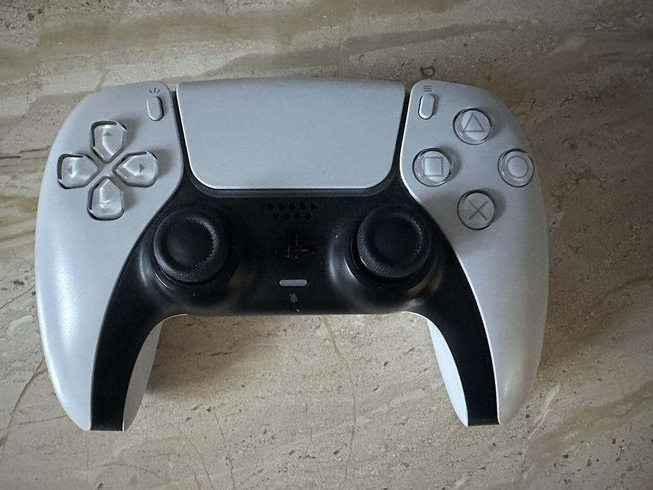 PlayStation 5 (PS5) Digital Edition - Ca Nou, folosit foarte puțin + Cutie