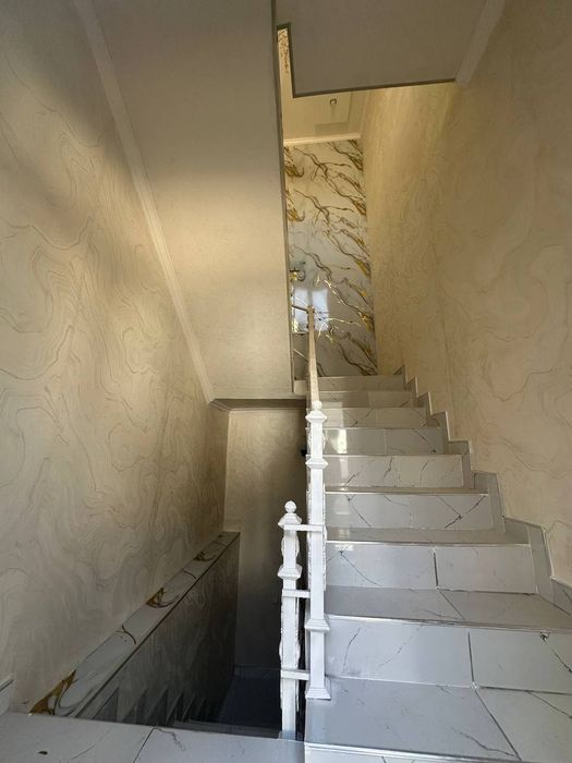 Olmazor hovli 2.1 sotix 7 ta xona