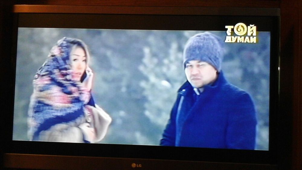 Телевизор LG  107см.