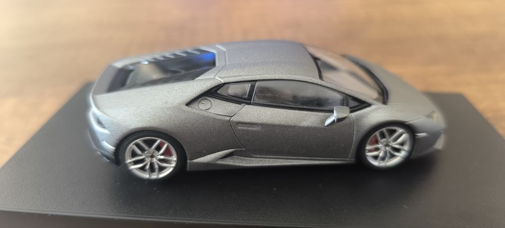 Lamborghini Huracán LP 610-4 (1:43) AUTOart – За ценители!