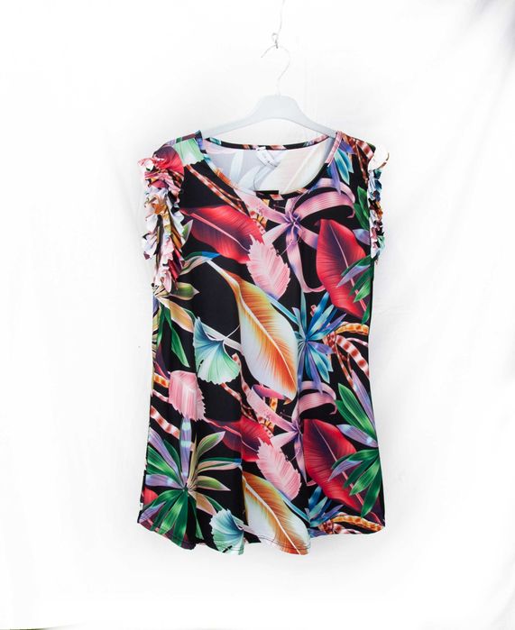 Нови дамски блузи и туники