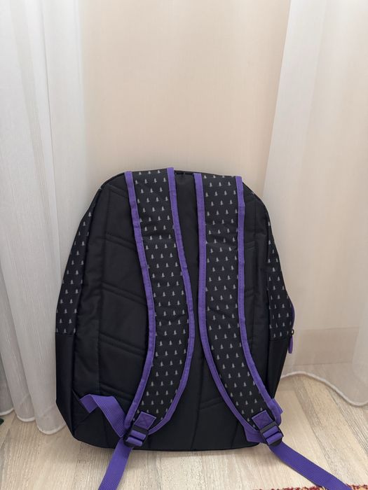 Vand ghiozdane fete si baieti!