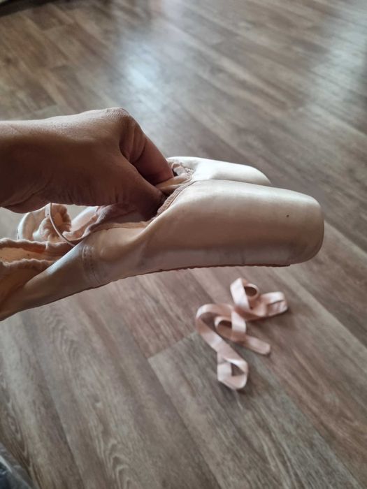 Продам Пуанты 35 р.