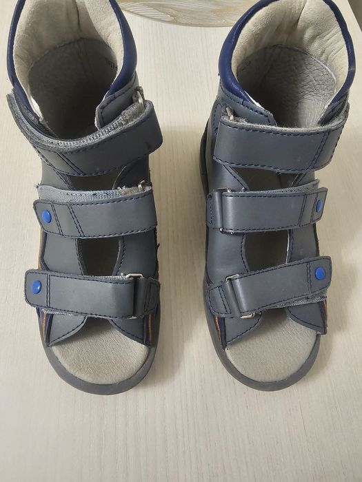 Продам ортопедические сандали