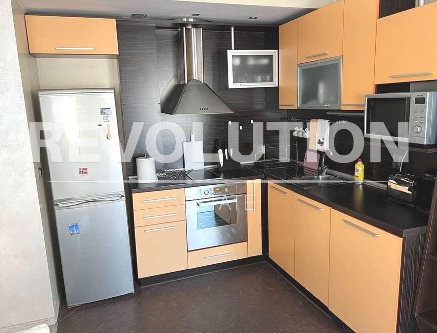 Двустаен апартамент в района на Лятно кино Тракия!