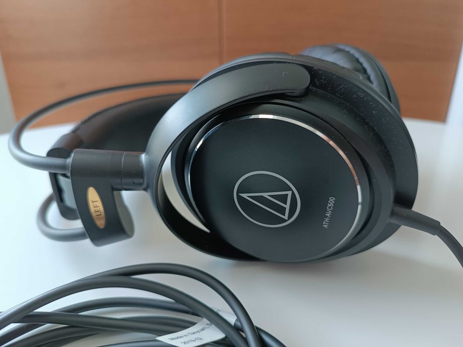 Слушалки Audio-Technica ATH-AVC500