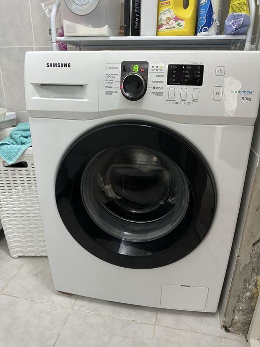 Продам стиральную машину.