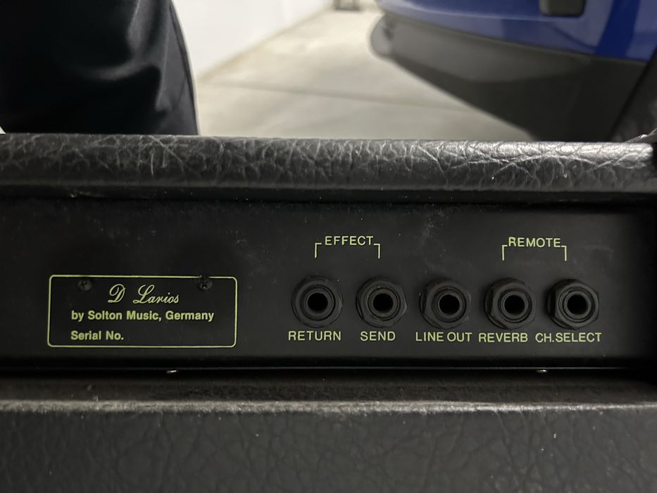 Продавам китарно кубе Dave Larios 50W