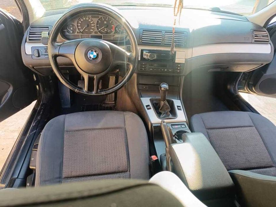 Vând BMW 318i Facelift