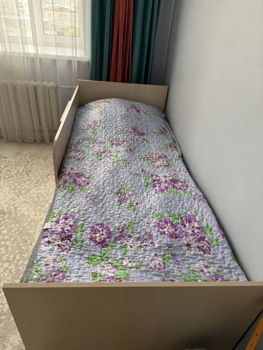 Продам кровать с ортопед матрасом
