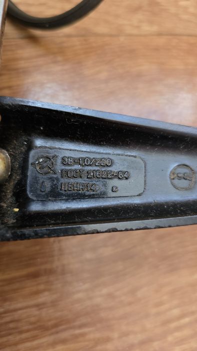 Советская вафельница нерабочая.