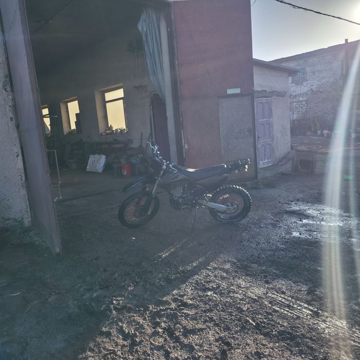 Продам мотоцикл эндуро Ular m7 250cc