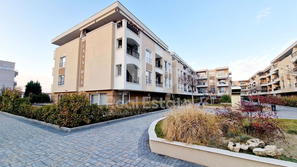 Продава се Двустаен апартамент в Пловдив, Остромила - 92 кв.м за 1506 €/кв.м - Снимка #12