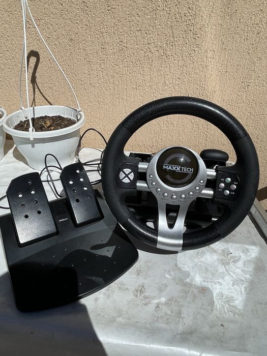 MaxxTech Kit volan Pro Racing + pedale