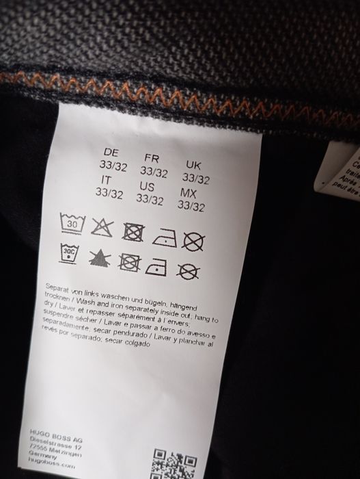 Pantaloni Hugo Boss 365 slim fit marimea 33/32