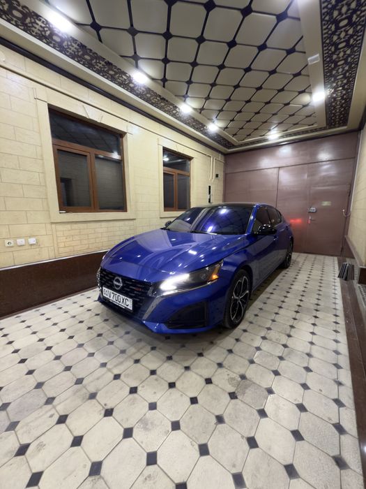 Nissan Altima SR 2025