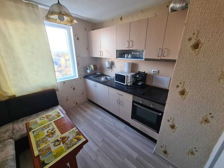 Дава се под наем Тристаен апартамент в Бургас, Славейков - 92 кв.м за 255 € - Снимка #6