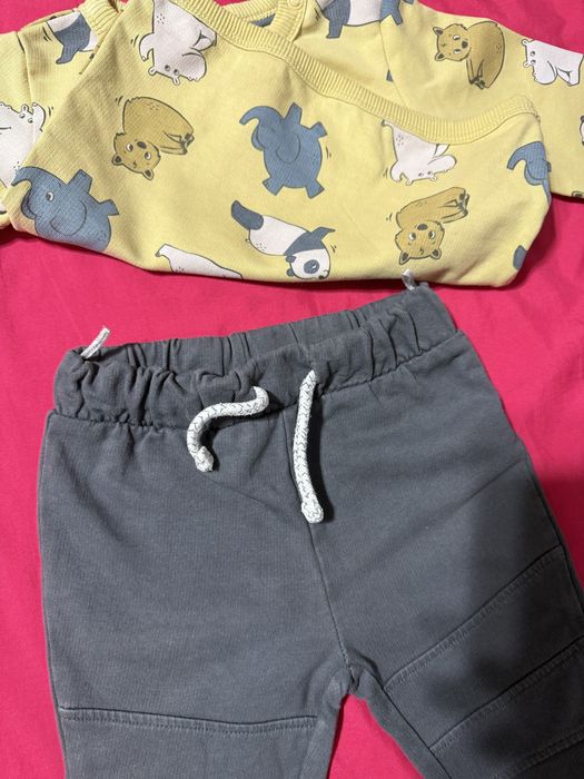Set bluza si pantaloni C&A marimea 74