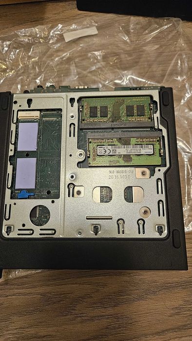 Lenovo ThinkCentre M720q Tiny i5-9600T 16GB DDR4