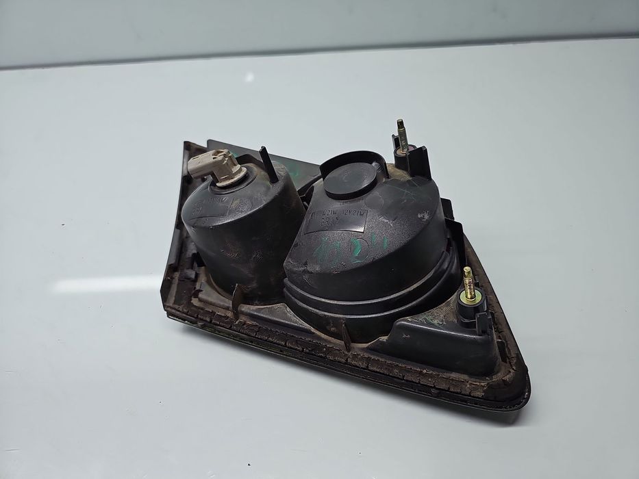 Opritor haion dreapta Mazda 6 Hatchback (GG) [Fabr 2002-2008] OEM