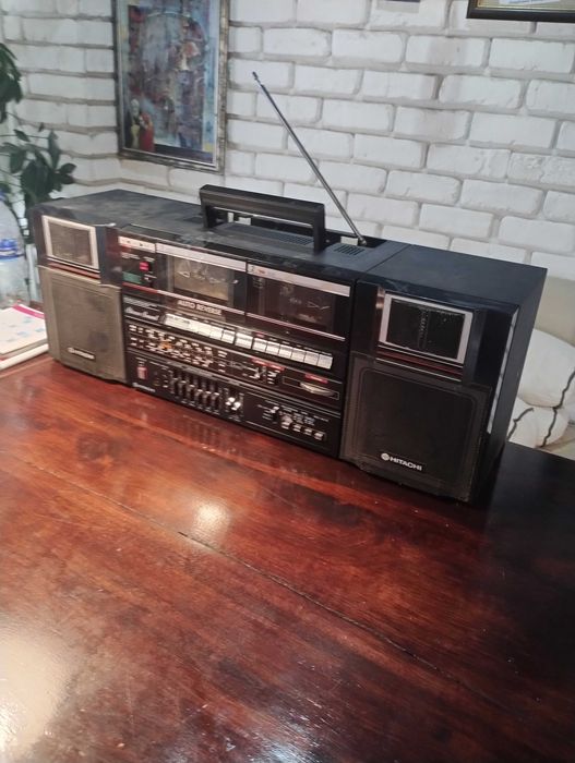 HITACHI MODEL-no-TRK-W550E двукасетъчен касетофон