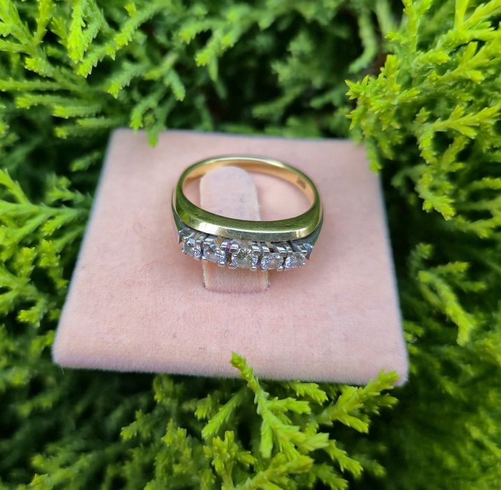 Inel din aur de 14K cu diamante naturale