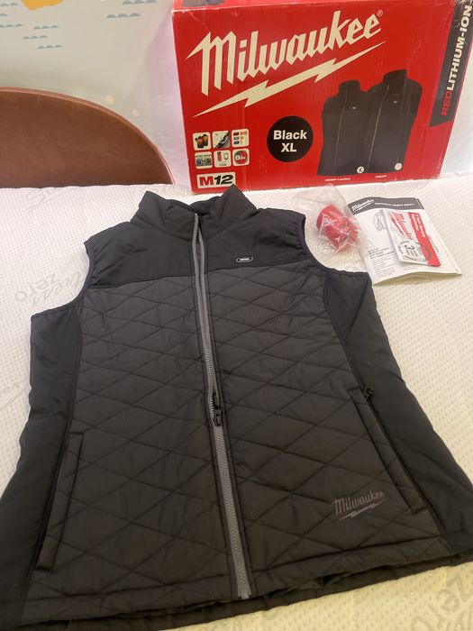 Milwuakee vesta incalzita electric nou