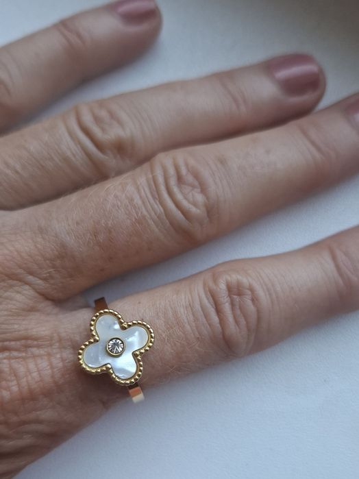 Van Cleef гривна и пръстен