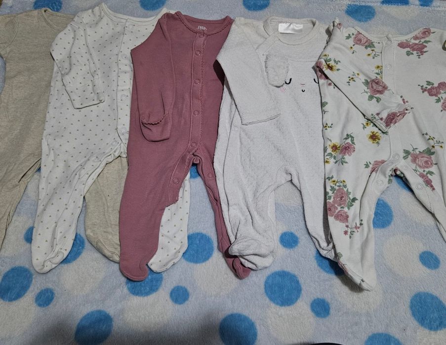 Lot haine bebe fetiță