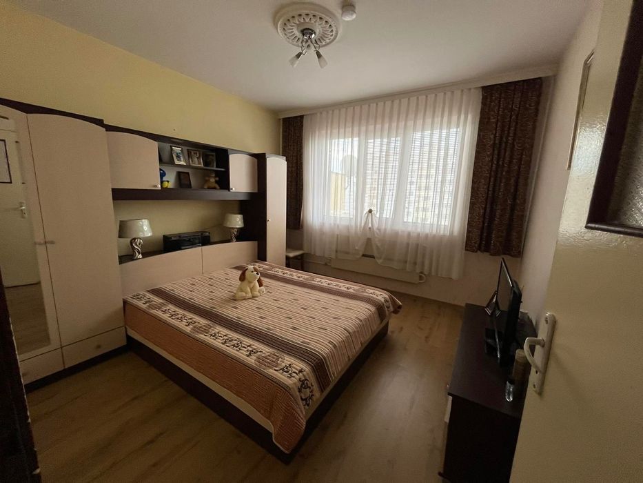 Продава се Тристаен апартамент в Варна, Кайсиева градина - 90 кв.м за 1723 €/кв.м - Снимка #9