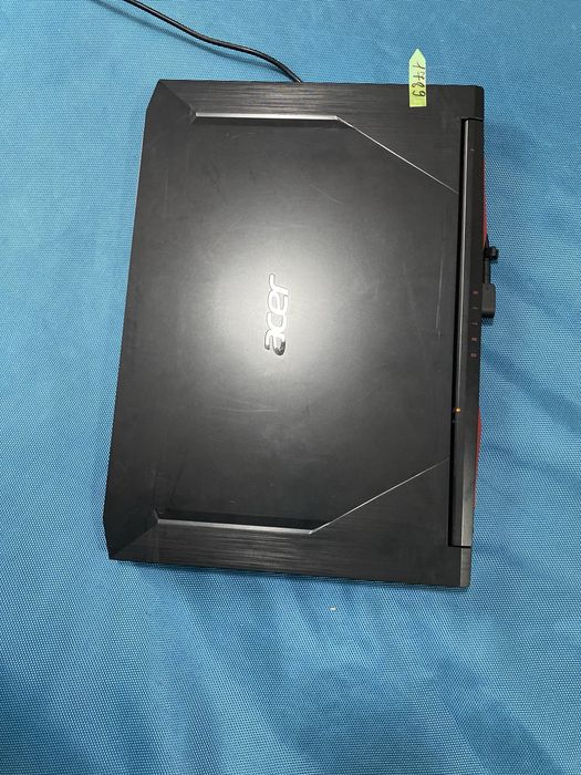 Ноутбук Asus, Aser